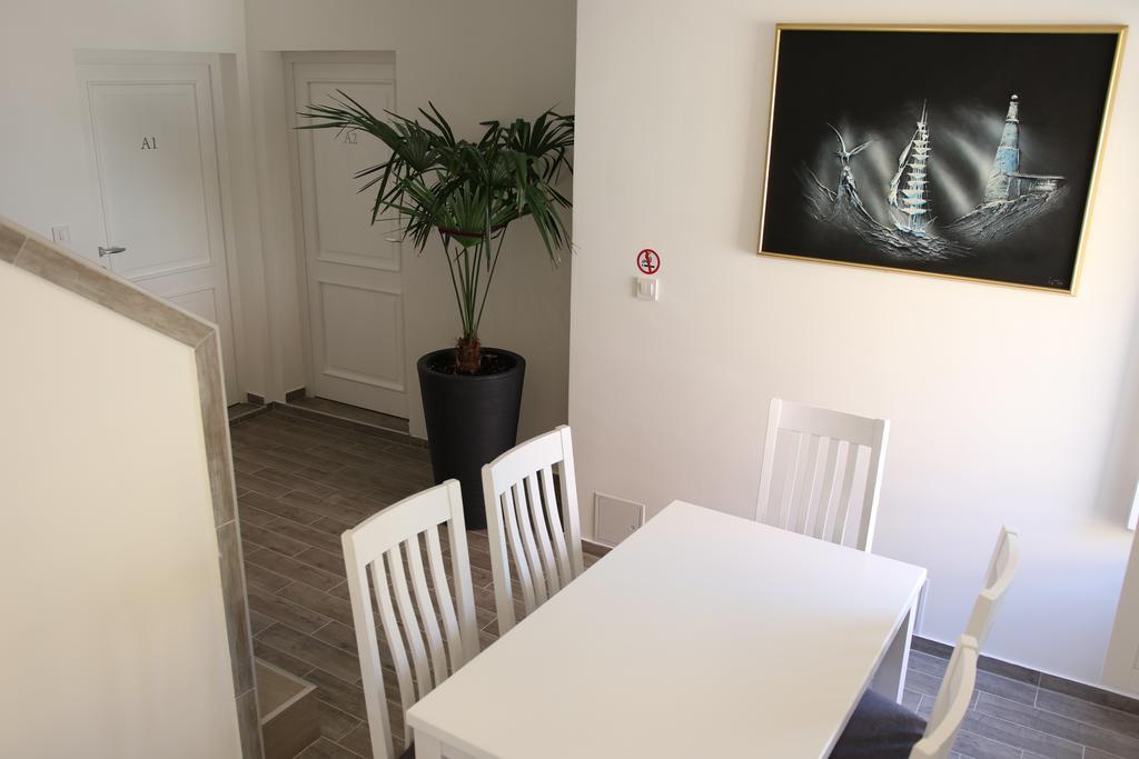Centar Vodice Apartmani ห้อง รูปภาพ