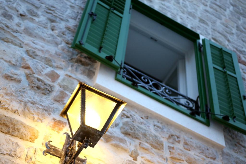 Centar Vodice Apartmani ภายนอก รูปภาพ