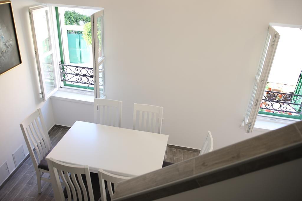 Centar Vodice Apartmani ภายนอก รูปภาพ
