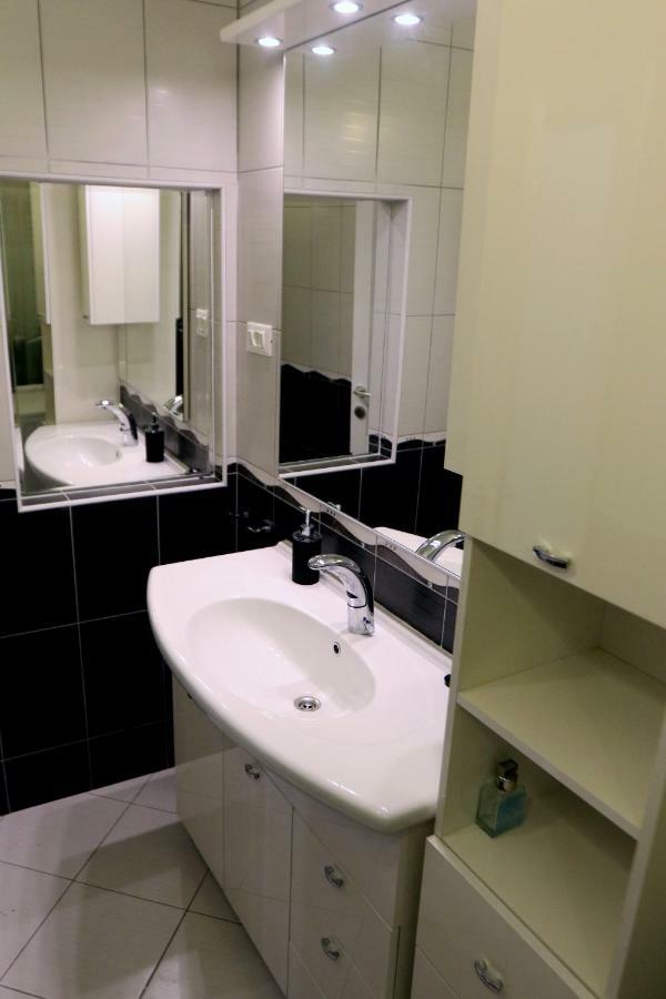 Centar Vodice Apartmani ห้อง รูปภาพ